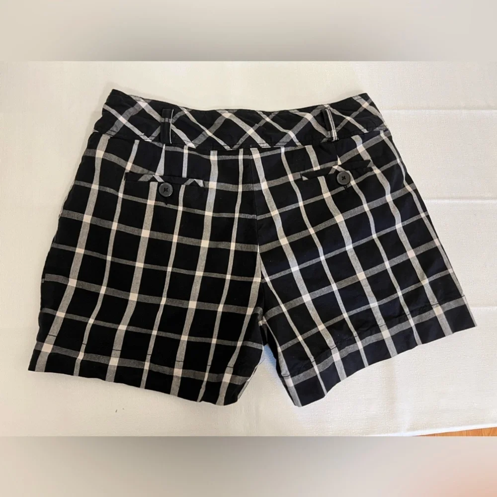 Will Smith, Kate fit shorts with belt, size 12